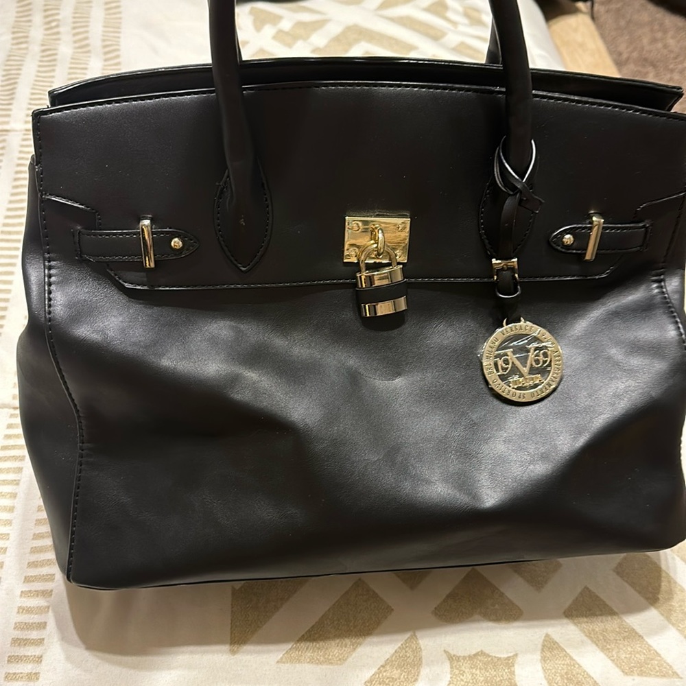 *️⃣ Reserved *️⃣*️⃣Versace 19V69